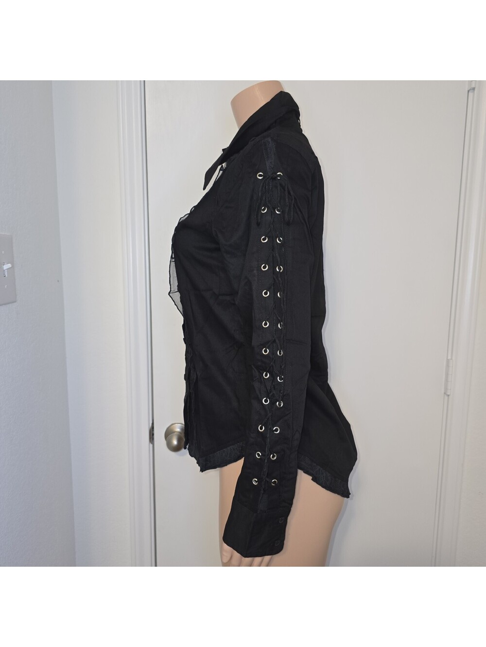 Dead Threads Gothic Medieval Visual Kei Long Sleeve Blouse - Picture 5 of 15